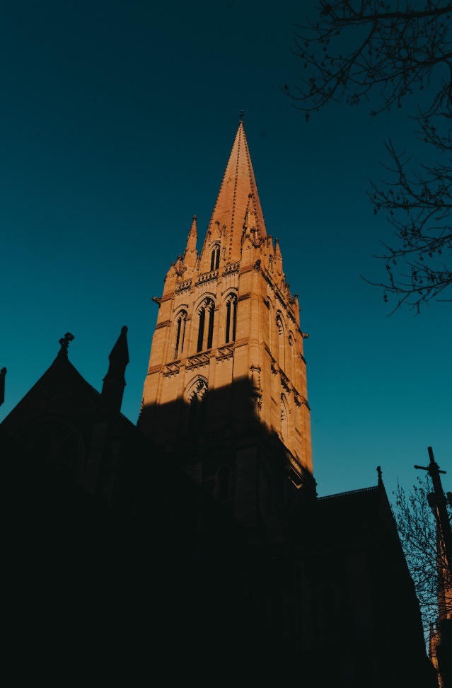 Description of vertical photo 3